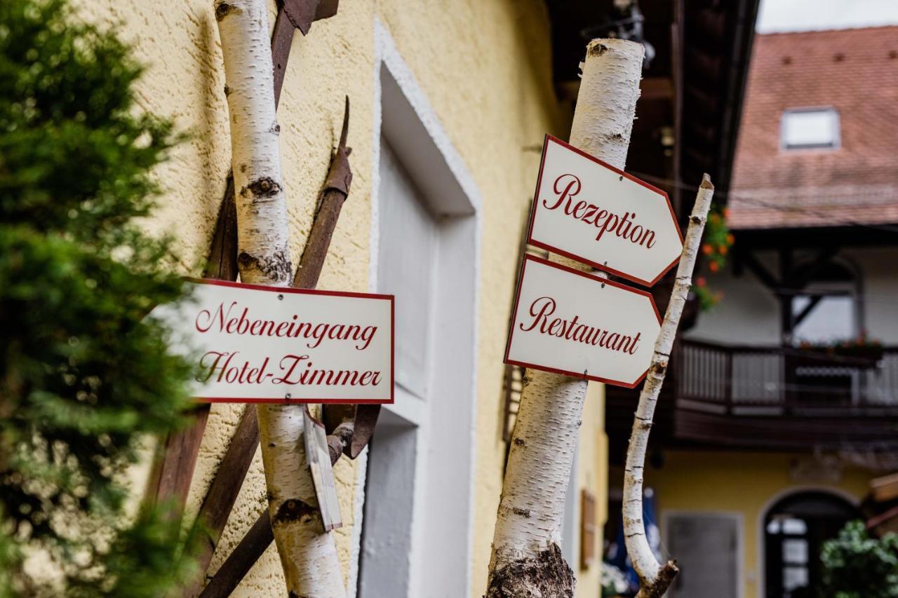 Hotel Bayrischer Loewe Остерхофен Екстериор снимка
