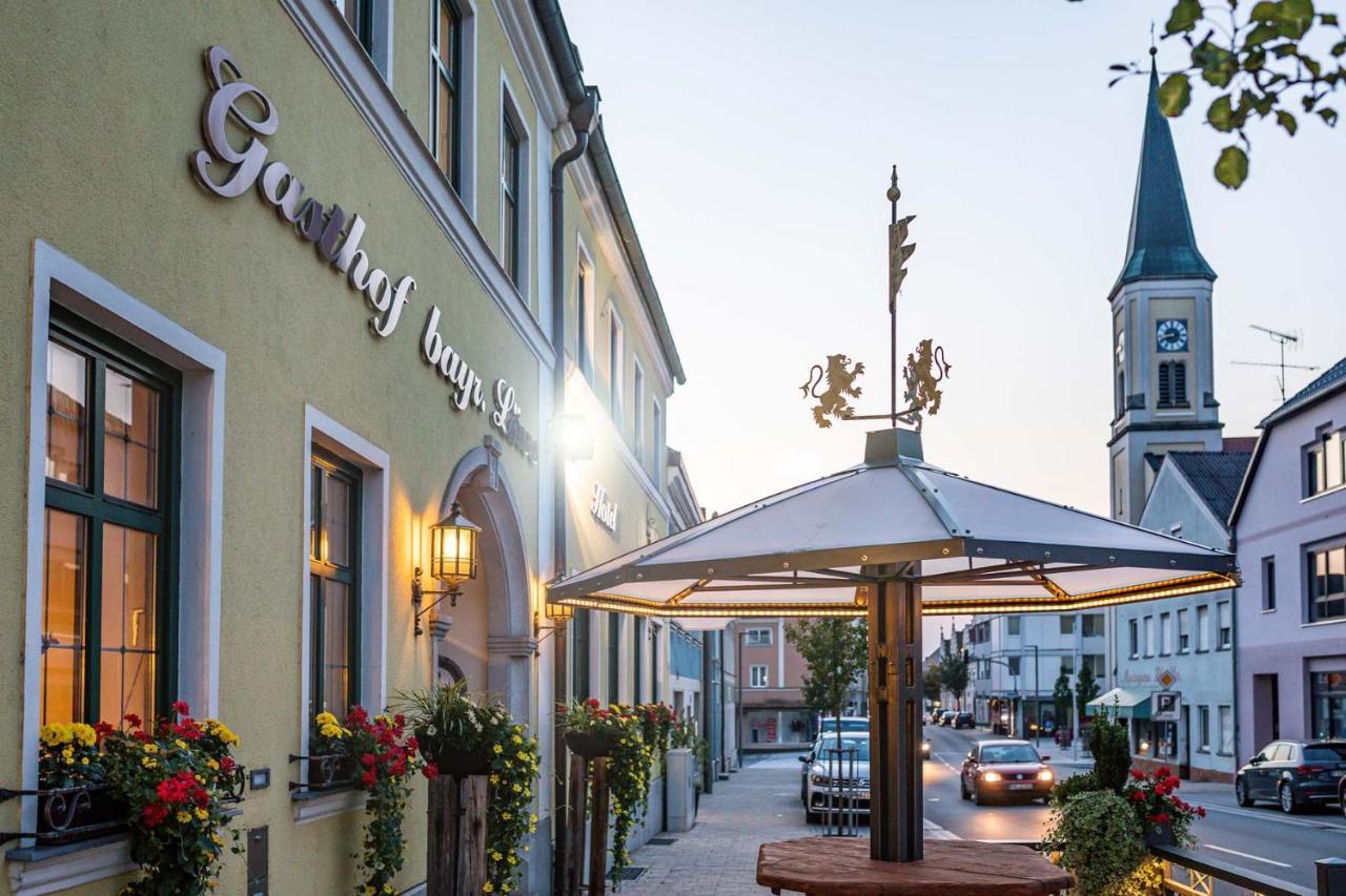 Hotel Bayrischer Loewe Остерхофен Екстериор снимка